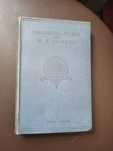 Plays gilbert g s - gilbert.,